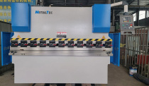 MetalTec HBM 80/2500 (E22) листогибочный гидравлический пресс